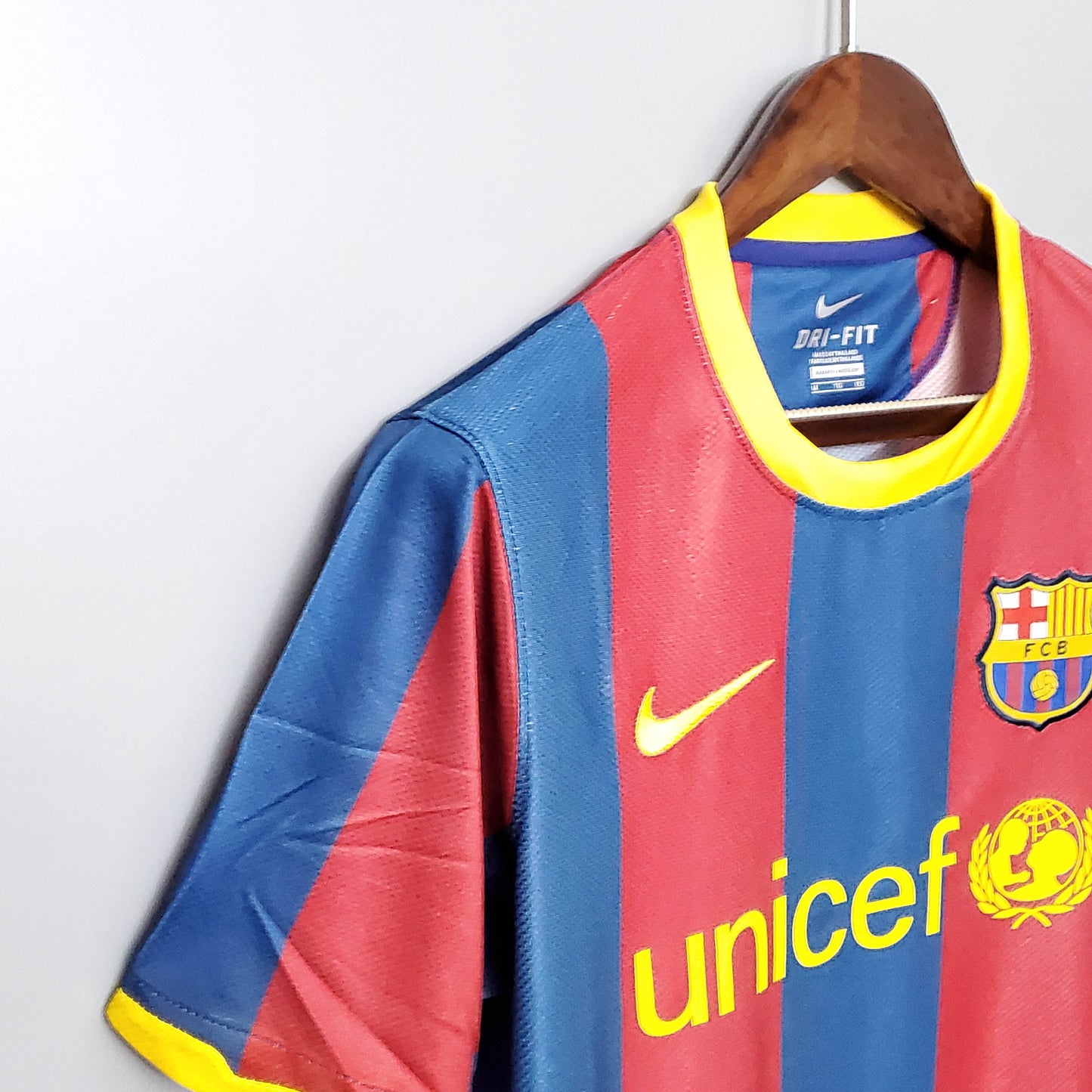 2010/2011 Retro Barcelona Home Football Shirt